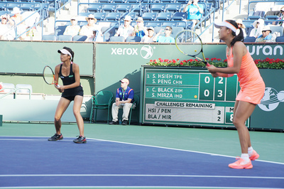 Hsieh Su-wei et Peng Shuai atteignent les demi-finales de Roland Garros