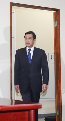 Le Président de Taiwan Ma Ying-jeou reste à son poste et s’engage à mener des réformes