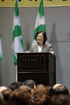 Tsai Ying-wen réitère son intention de maintenir le statu quo