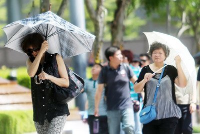 Alerte typhon Linfa : il passera au large de la côte ouest taiwanaise