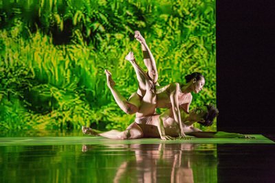 Cloud Gate a présenté sa danse « Rice » à Paris