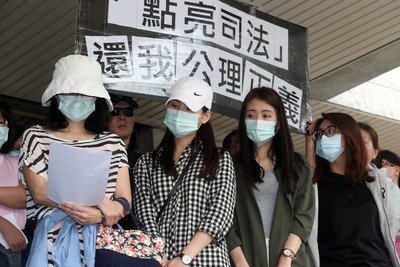 Le responsable de l’incendie survenu dans le parc aquatique du Nouveau Taipei est condamné à 4 ans et 10 mois de prison