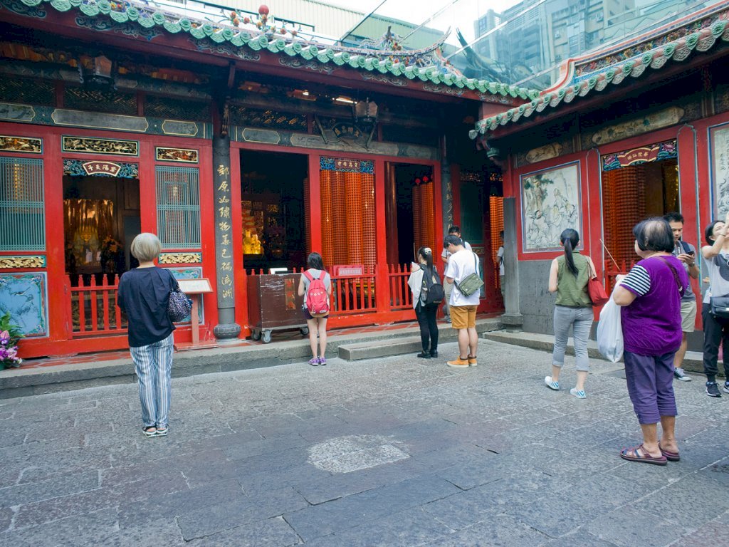 au temple Longshan et chez les herboristes