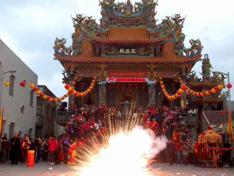 Le temple Chenweitien fête les 15 ans de sa reconstruction