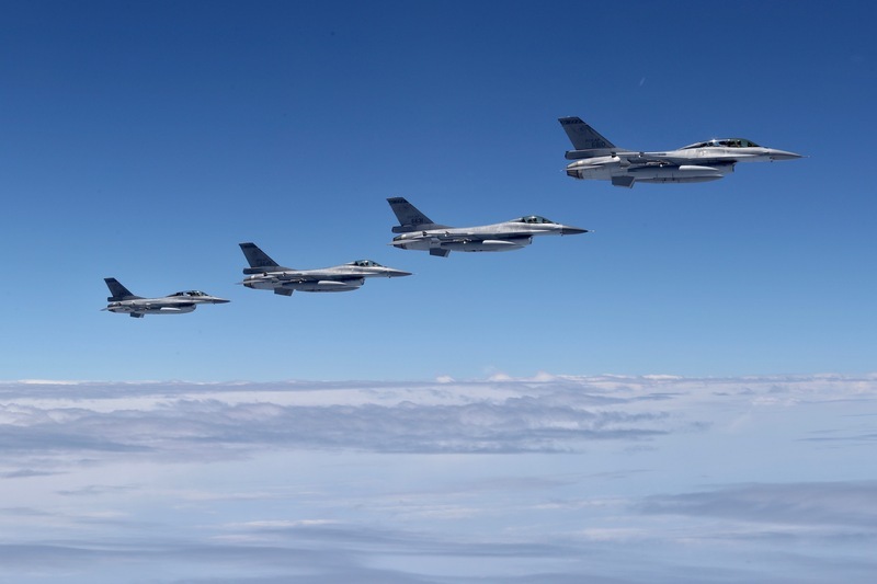 L’armée de l’air autorise ses F-16 à reprendre les airs