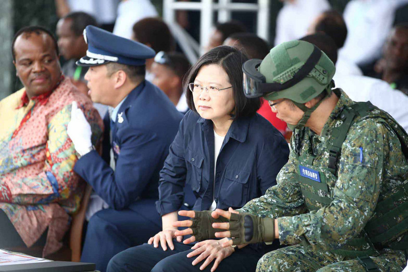 La présidente Tsai Ing-wen et le roi Swazi prennent part aux exercices annuels Han Kuang