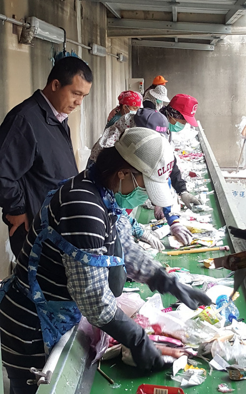 Le premier ministre salue l’accomplissement de Taiwan en matière de recyclage