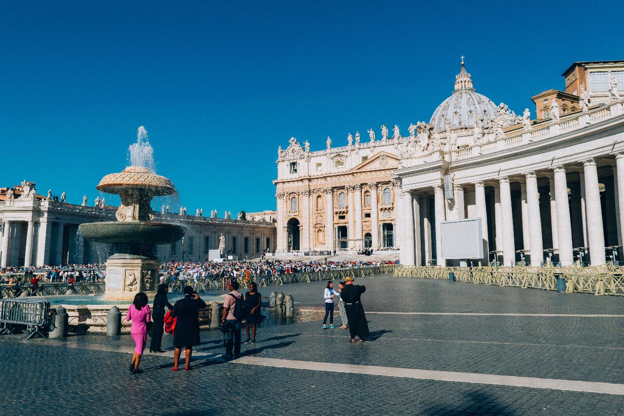 Le vice-président se rendra au Vatican pour assister à cinq canonisations