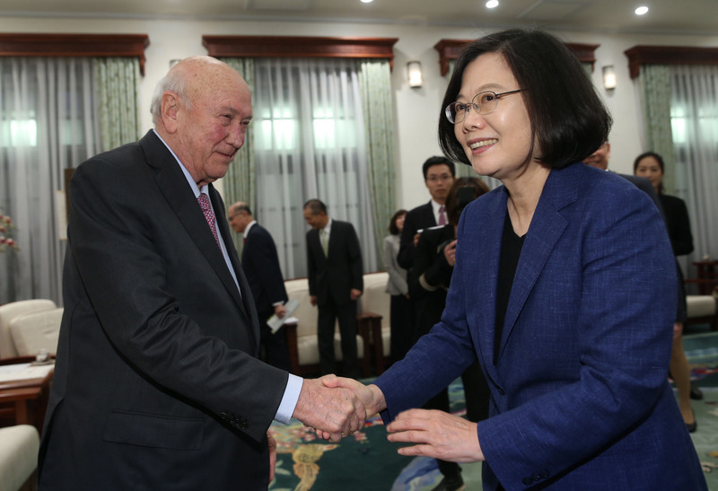La diplomatie taïwanaise regrette la disparition de Frederik Willem (FW) de Klerk