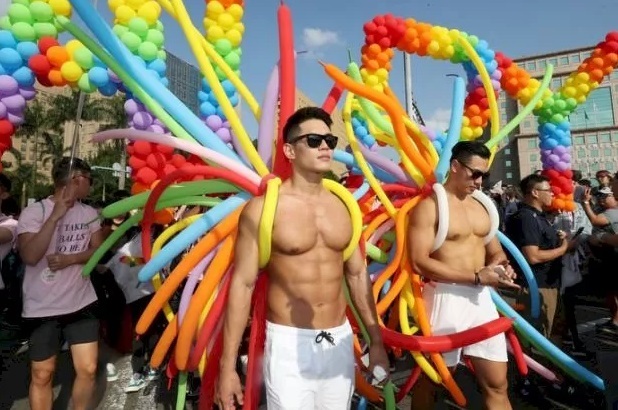 La Taipei Pride a revêtu le costume de l’incitation au vote du référendum pour le mariage pour tous