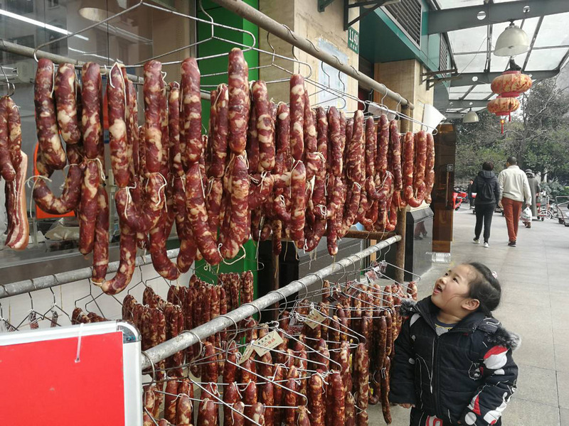 Tsai Ing-wen demande à la Chine de ne pas cacher des informations relatives à la peste porcine