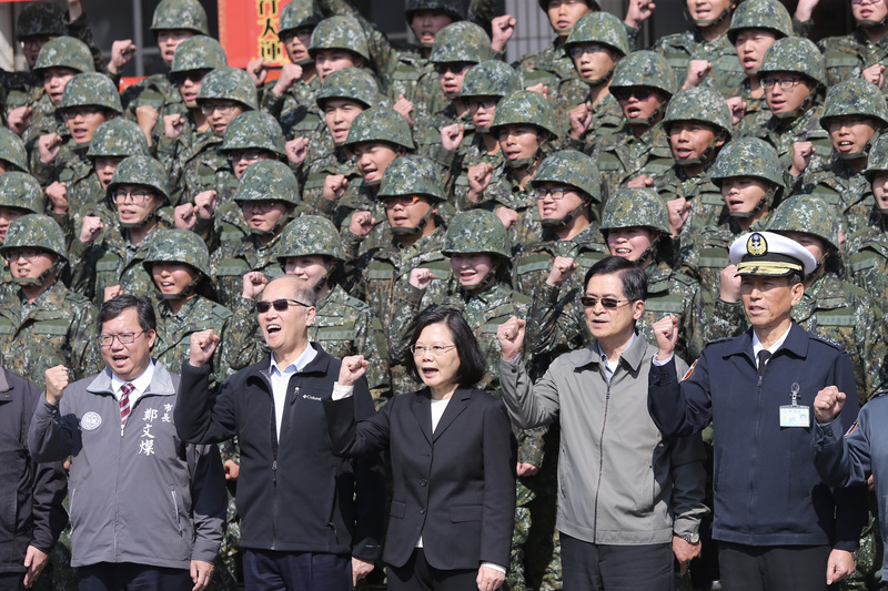 Tsai Ing-wen exprime sa reconnaissance envers le génie militaire