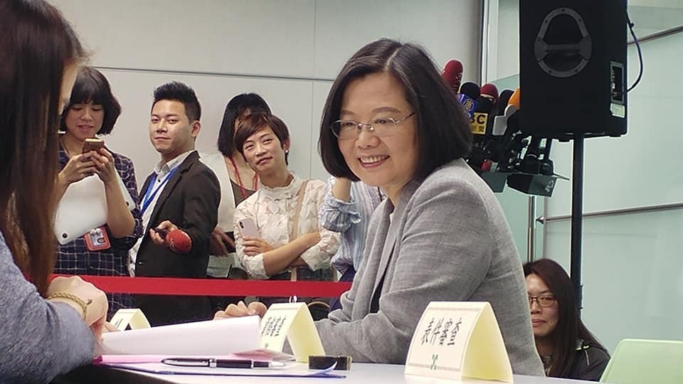 Tsai Ing-wen s’inscrit officiellement à la primaire du DPP