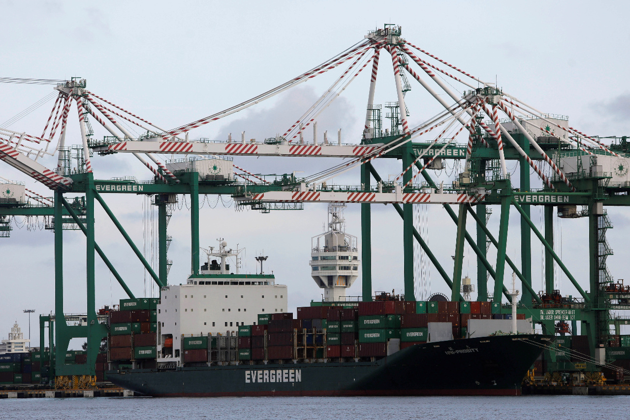 Les exportations taiwanaises chutent pour le 6e mois consécutif