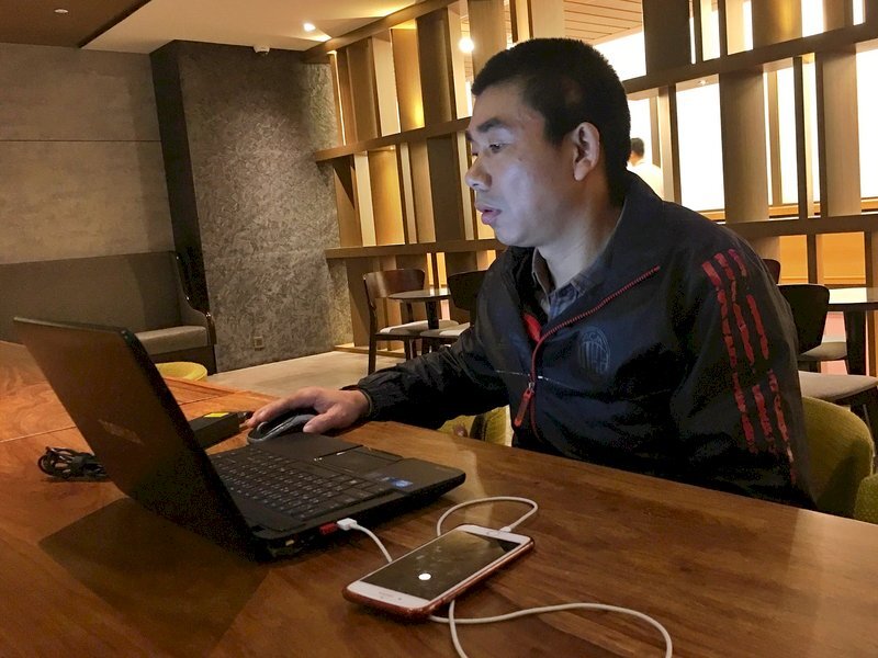 Après 233 jours à Taiwan, le chinois Yan Kefen trouve une terre d’accueil