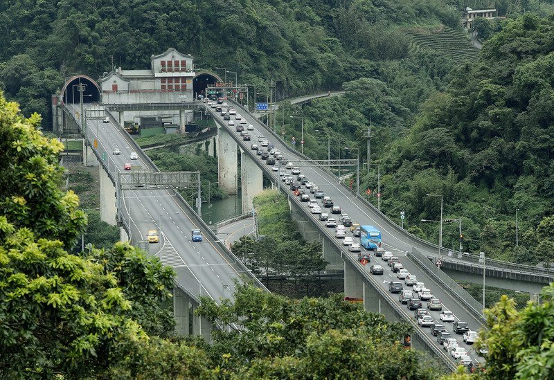 166 millions de dollars taiwanais pour renforcer la lutte contre les incendies dans le tunnel de Hsuehshan (五雪隧)