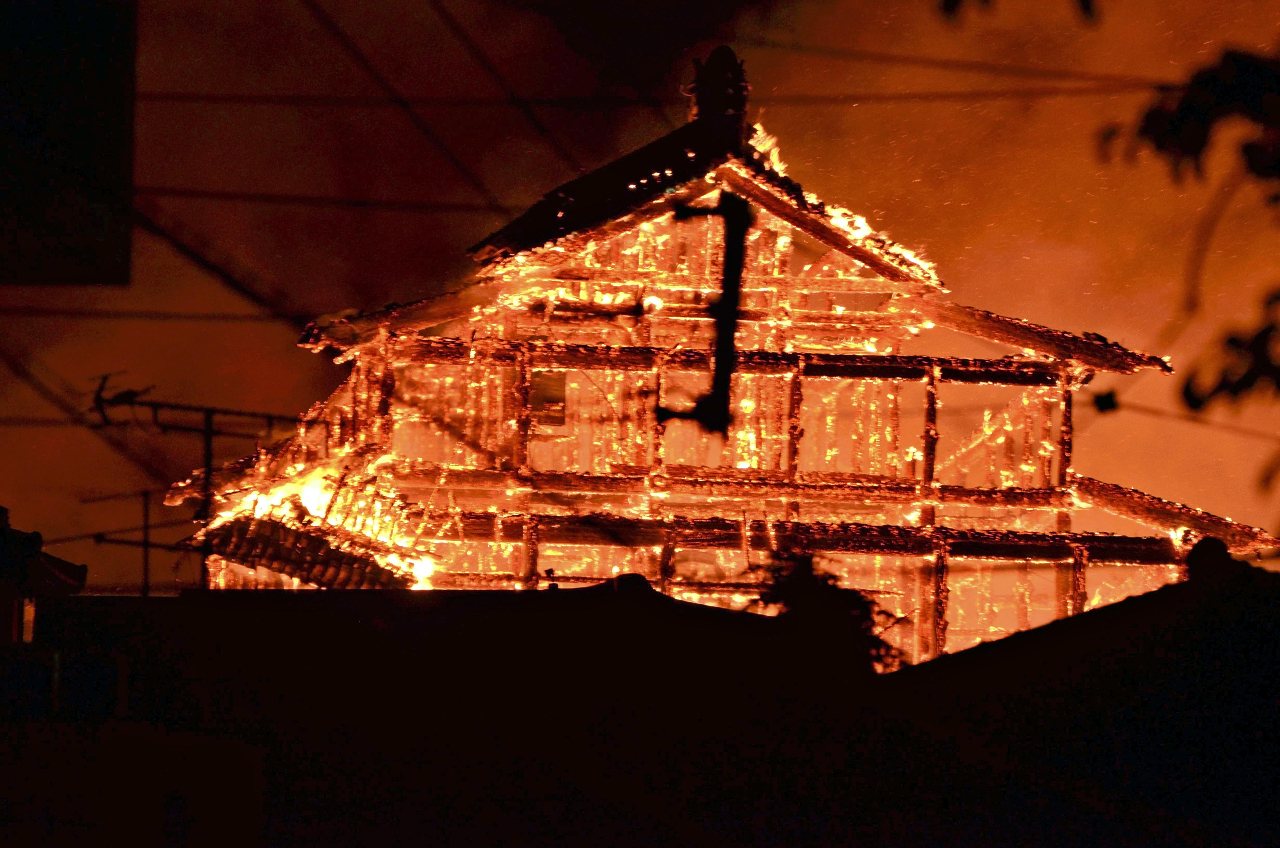 Taiwan regrette la destruction du château de Shuri par les flammes