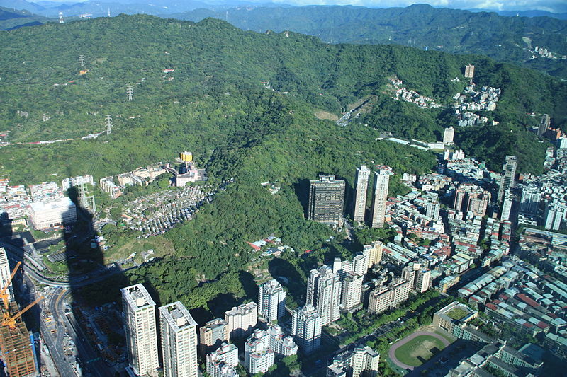 La montagne de l'éléphant vue du ciel (Xianghan) (Image : Xikimedia Commons - Lord Koxinga) 