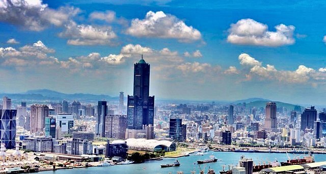 On en parle à Taiwan : Marathon de Jiaoxi, port de Kaohsiung et mains noires