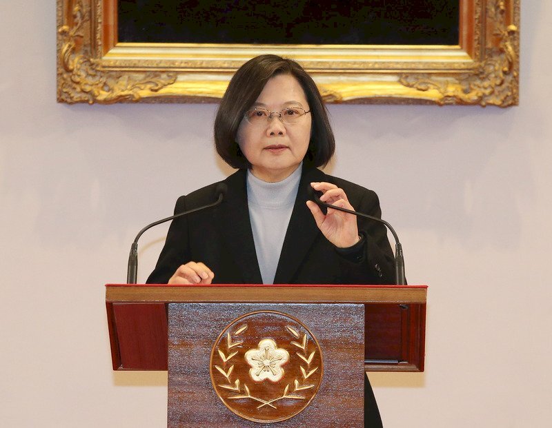 Tsai Ing-wen réitère son rejet d’« un pays, deux systèmes »