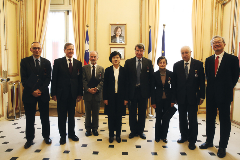Six Français reçoivent la médaille taïwanaise de la Culture
