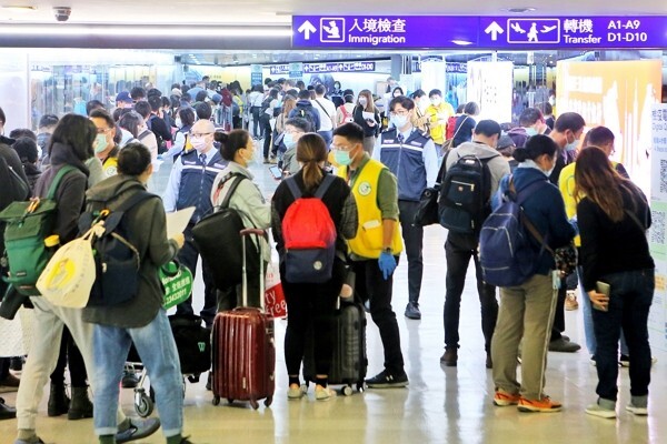 Plus d'un quart des visiteurs en provenance de Chine positifs au Covid-19