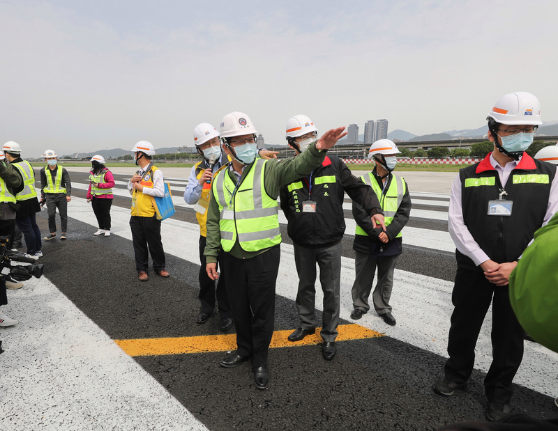 Le ministère des Transports ordonne la rénovation des aéroports civils