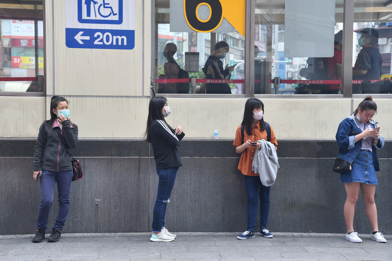 La Place du métro de Ximen sera un espace non-fumeur à partir de juillet