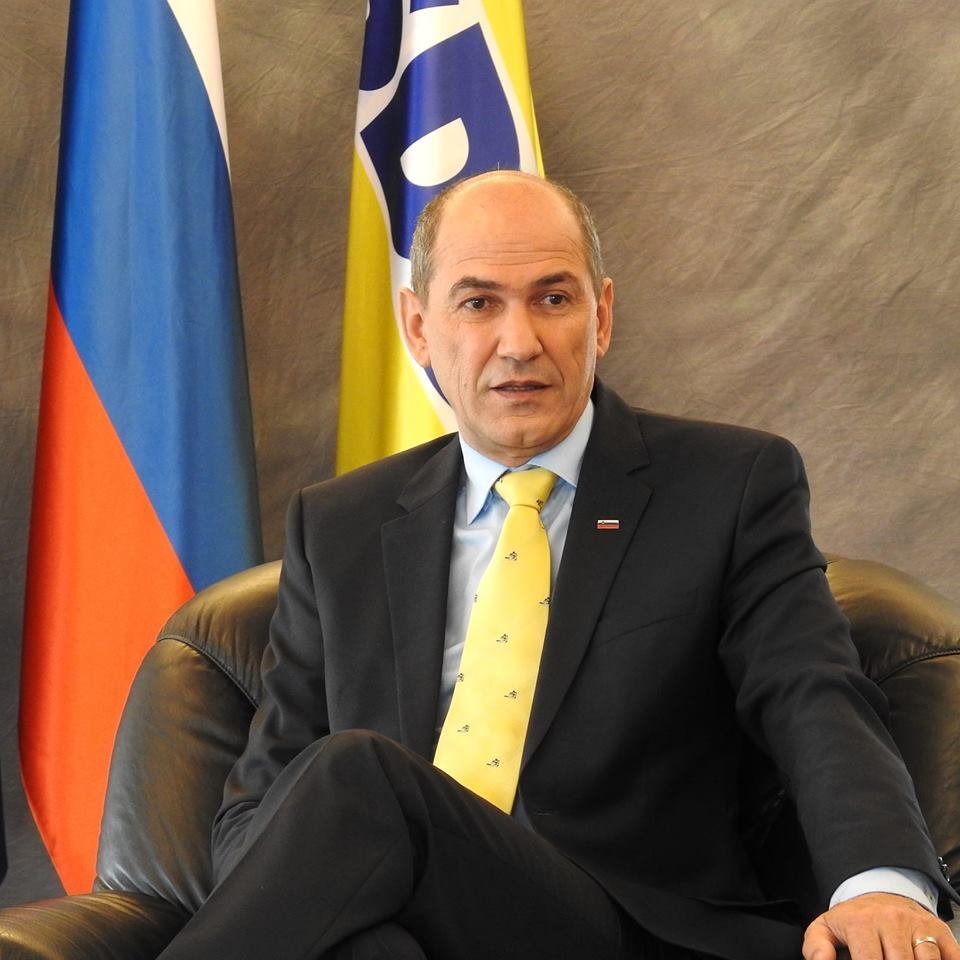 Visioconférence entre le ministre de la santé et le président du gouvernement slovène