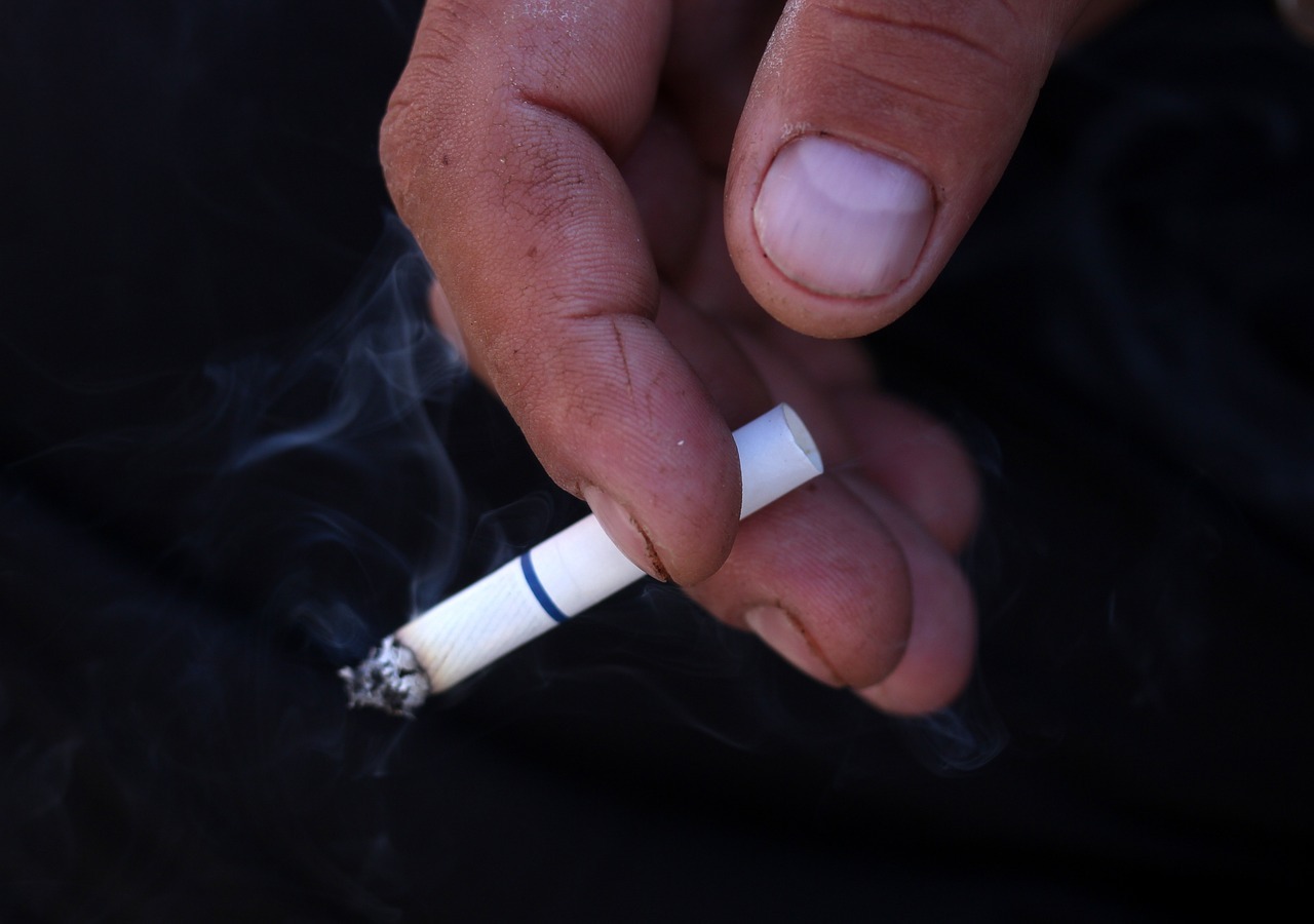 Plus de 37% des commerçants vendent du tabac aux mineurs