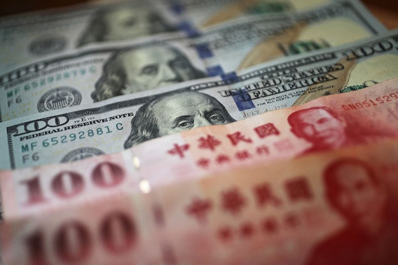 Le dollar taïwanais enregistre sa plus grande dépréciation en 25 ans