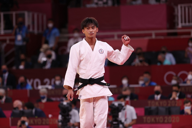 Le judoka Yang Yung-wei offre sa 1e médaille à Taiwan (photo CNA)