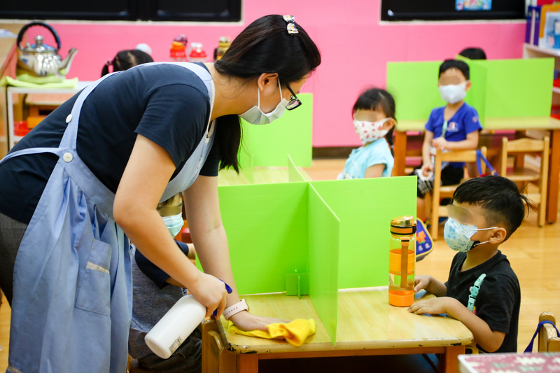 9 nouveaux cas locaux liés à une contamination dans une école maternelle