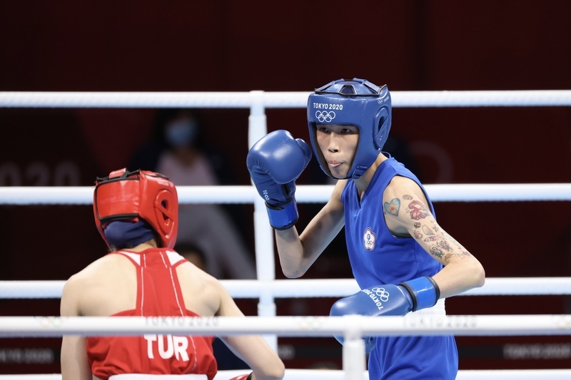 JO : la boxeuse taiwanaise Huang Hsiao-wen médaillée de bronze