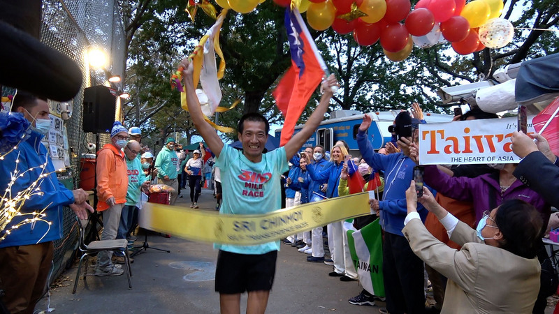 Le premier asiatique à compléter la course à pieds la plus longue du monde est Taiwanais