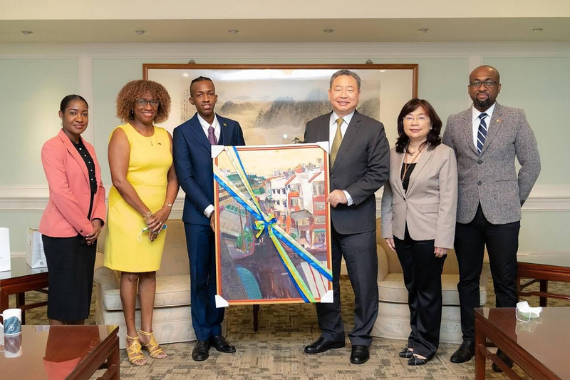 Taïwan et Saint-Vincent-et-les-Grenadines fêtent le 40e anniversaire de leurs relations diplomatiques