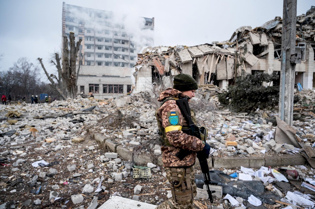 Foxconn projette trois issues possibles de la guerre en Ukraine