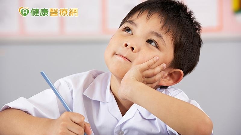 Près de 90% des enfants présentant des retards de développement ne bénéficieraient pas de traitements précoces à Taïwan