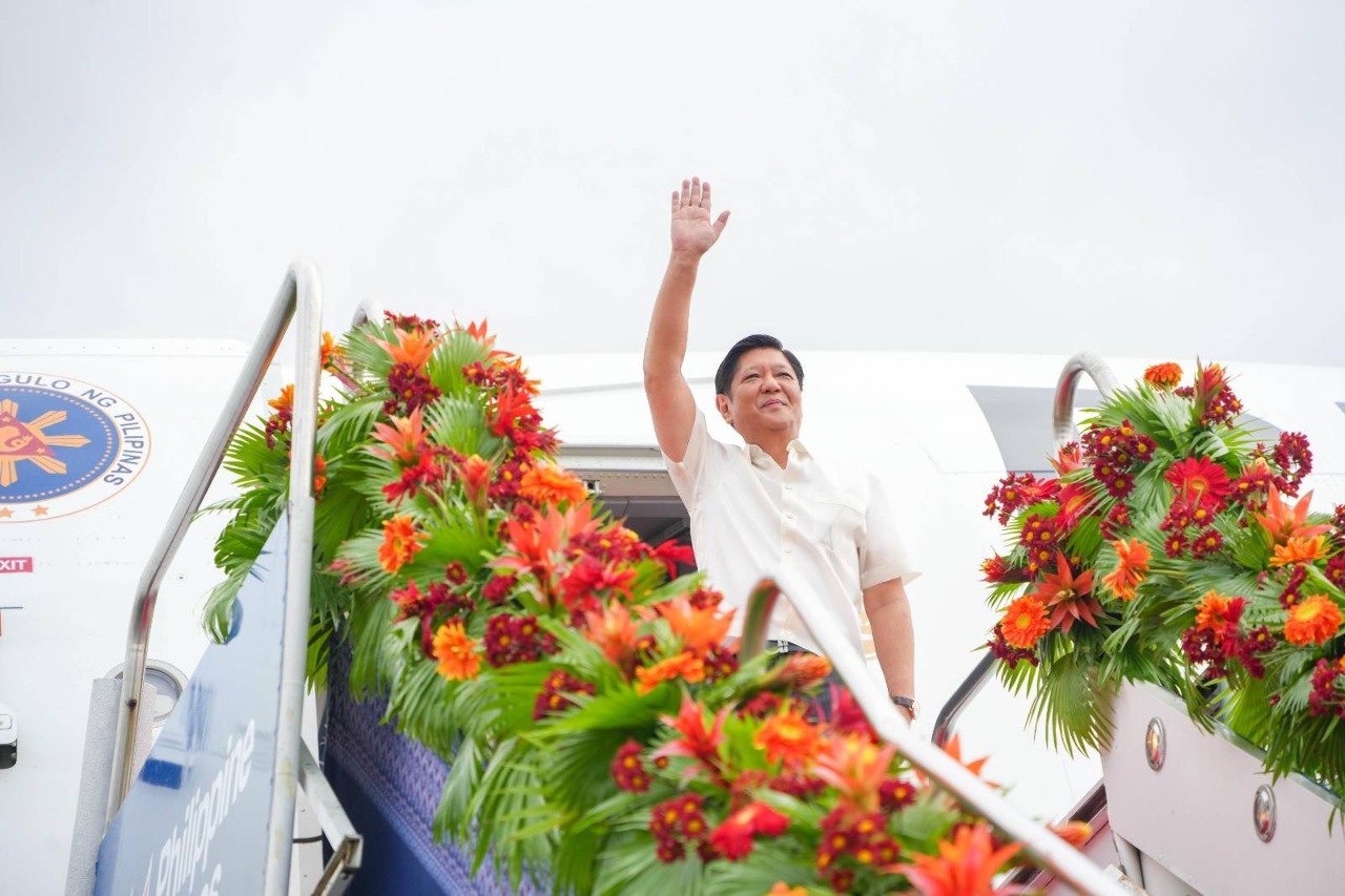 Le président philippin Ferdinand Marcos Jr. part pour une visite en Chine le 3 janvier 2023 ( Compte Twitter de Ferdinand Marcod Jr. : @bongbongmarcos)