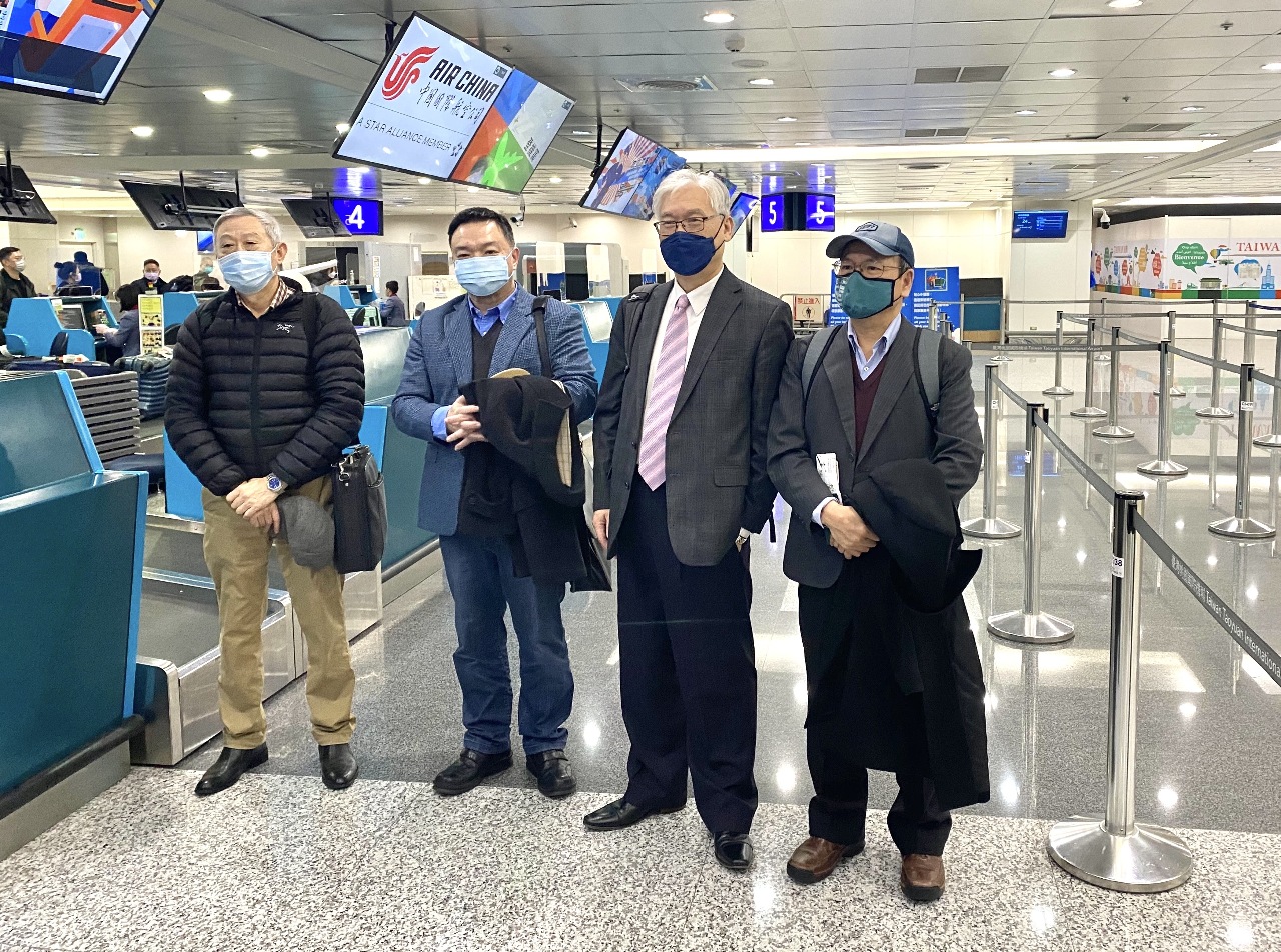Le vice-président du KMT arrive en Chine pour une visite de 10 jours