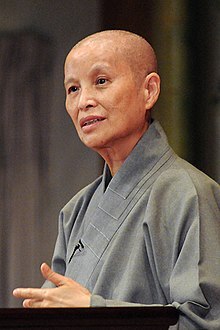 Maître Cheng Yen, fondatrice de l'organisation bouddhiste Tzu Chi