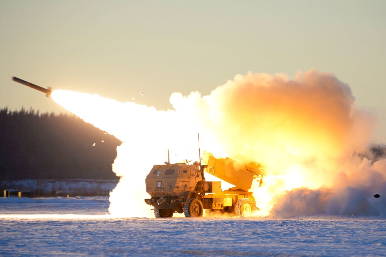 La Défense annonce officiellement la commande de 18 systèmes HIMARS