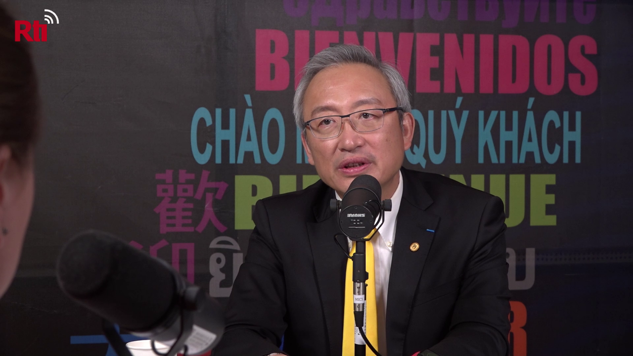 Le représentant de Taïwan en France François Wu Chih-chung (吳志中) invité au micro de RTI (2/2)