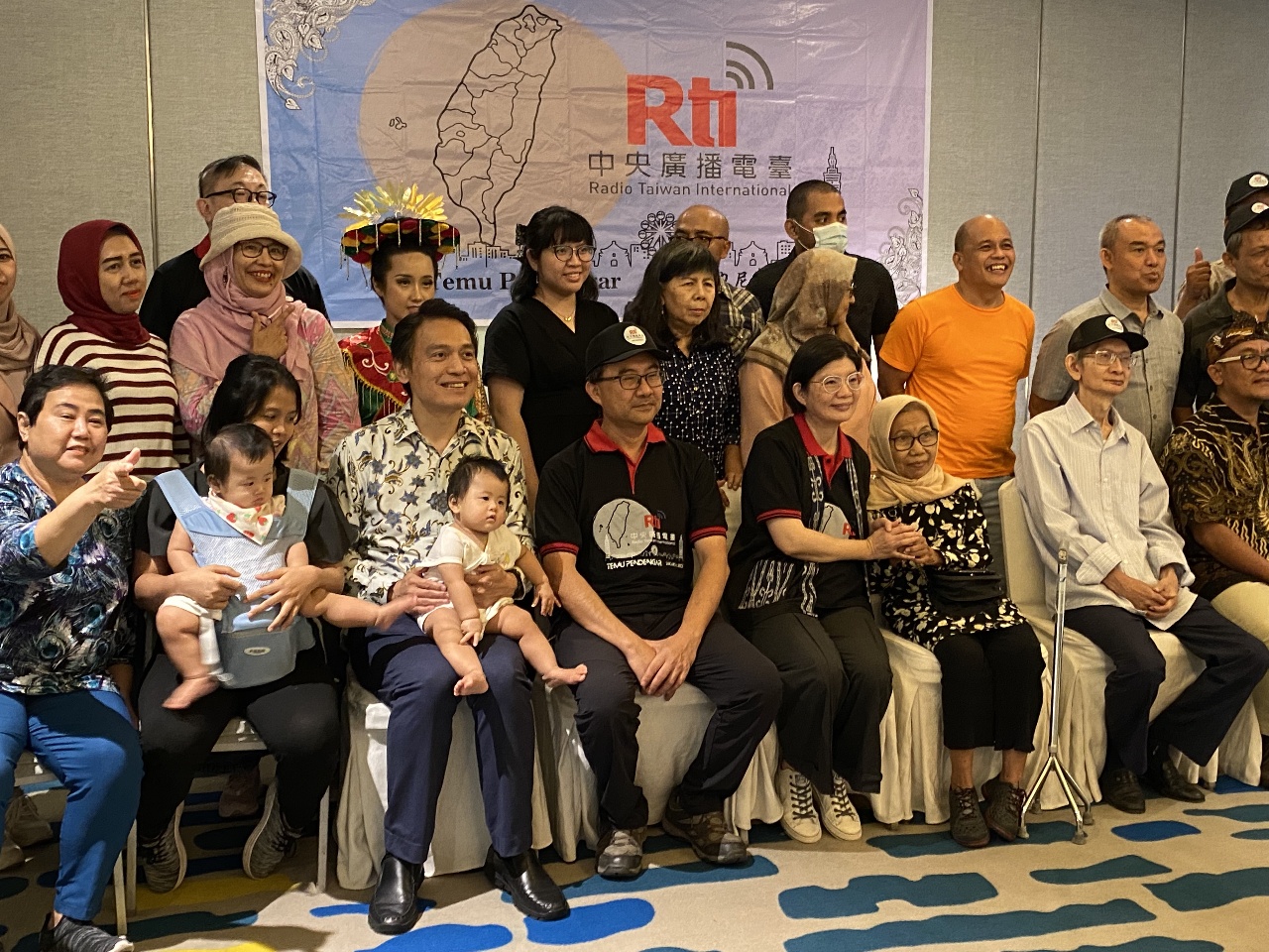 Le service indonésien de RTI rencontre ses auditeurs à Kalimantan occidental et à Jakarta