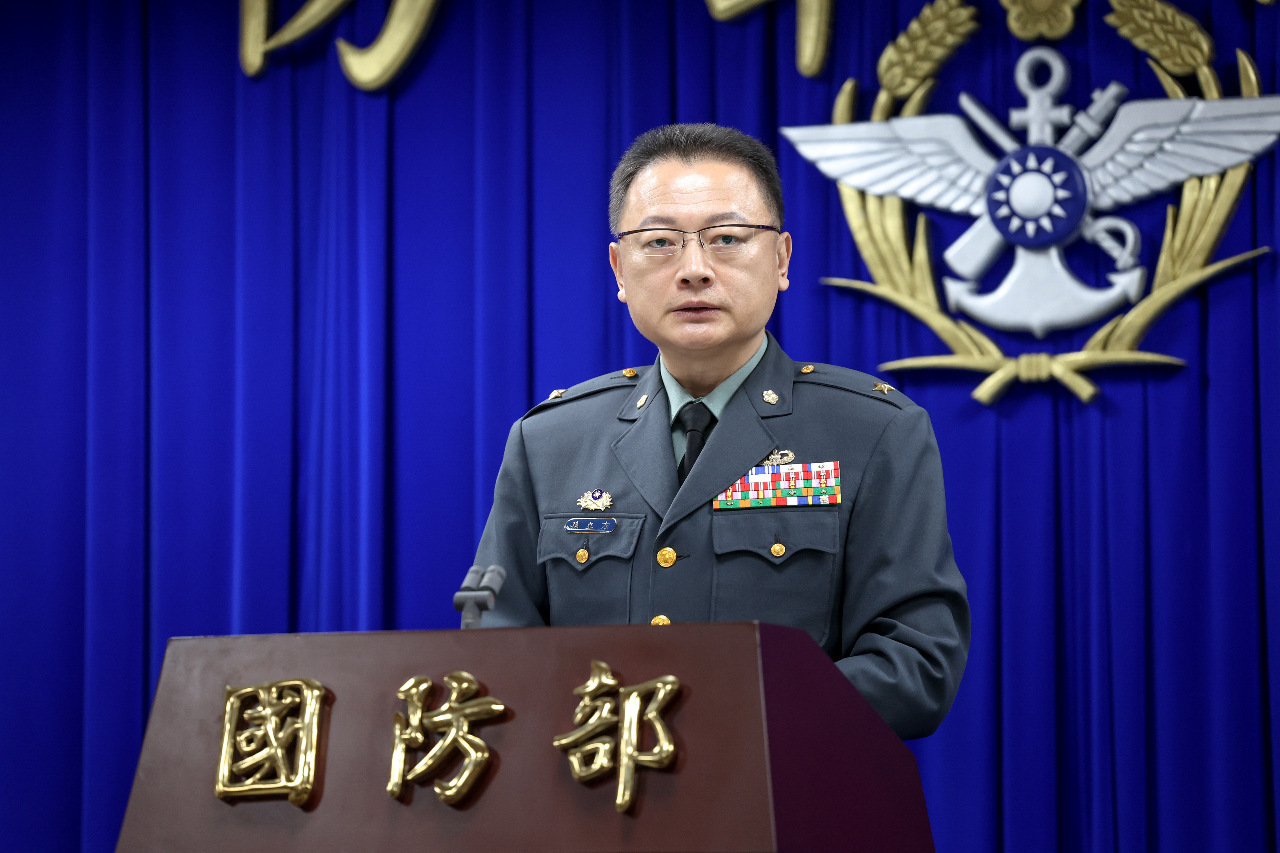La Défense taïwanaise condamne les exercices militaires chinois de représailles