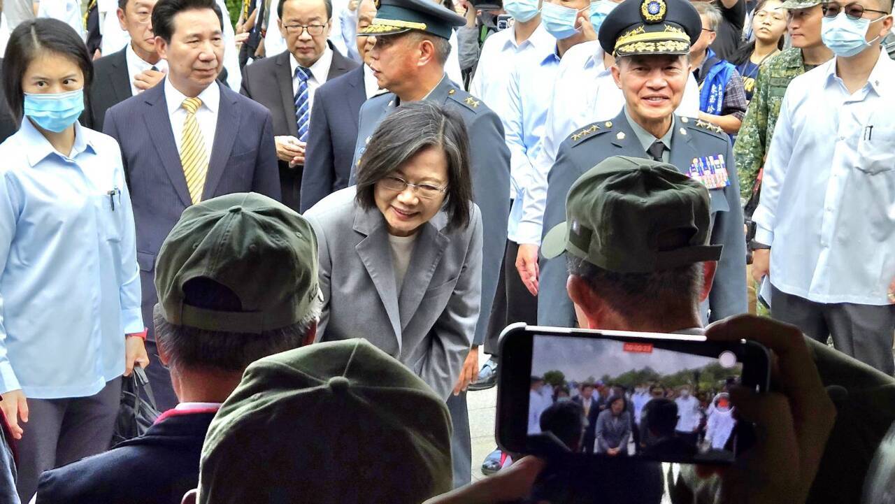 La présidente commémore les soldats morts durant la 2e crise du détroit de Taïwan