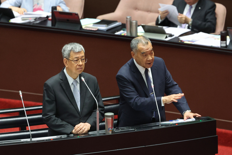 Le gouvernement prend au sérieux les affaires d’espionnage militaire au profit de la Chine