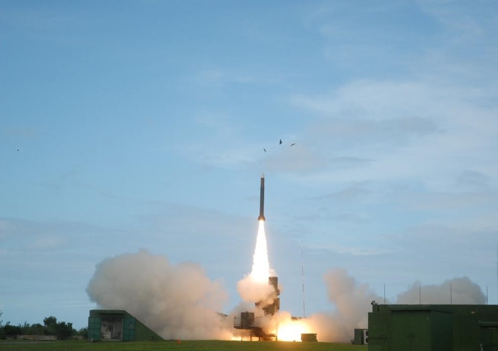 Taïwan prévoit 12 nouveaux sites de lancement de missiles TK III d’ici à 2026