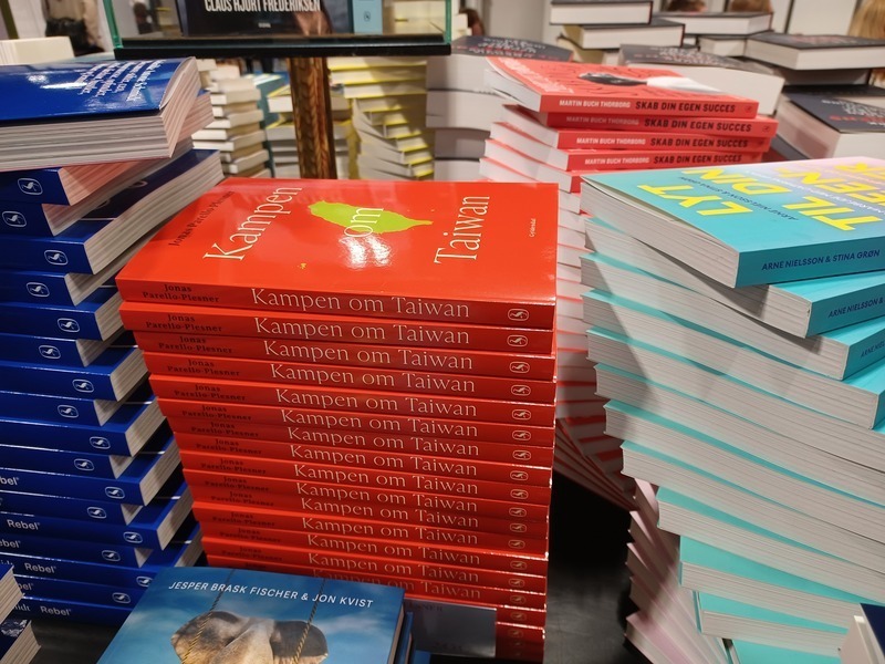 Premier livre en danois consacré à la situation géopolitique de Taïwan