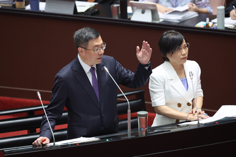 Réforme du Parlement : le Yuan de contrôle et le gouvernement demandent à vérifier la constitutionnalité des amendements votés par le Parlement